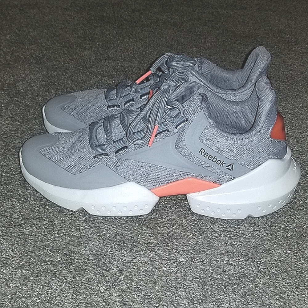 REEBOK 3D Ultralite Gray/Peach Sneakers Women's Size 8.5 US Comfort